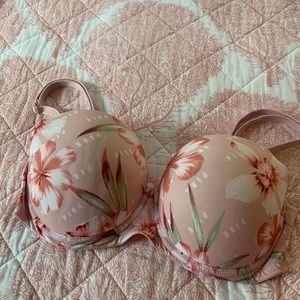 Victoria Secret Pink Wear Everywhere Multi-Way Push-Up
